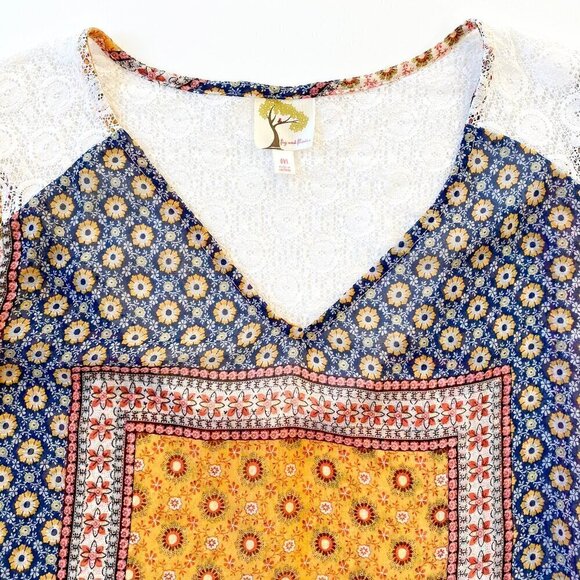 Fig & Flower Blouse Top Boho Relaxed Fit Chiffon Lace Floral Kimono Flowy - Picture 2 of 10